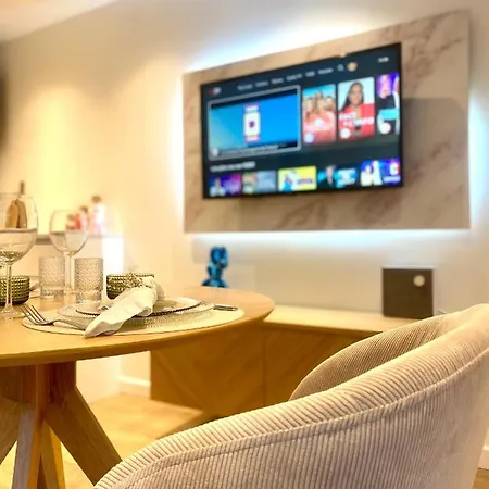 Monaco # Menton - Pool - Center - Private Parking - Clim - Fast Wifi - Solarium - Full Renovated - Beach & Sun -