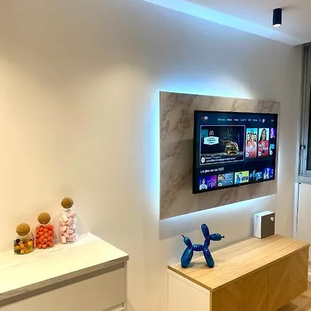 Monaco # Menton - Pool - Center - Private Parking - Clim - Fast Wifi - Solarium - Full Renovated - Beach & Sun - Apartamento