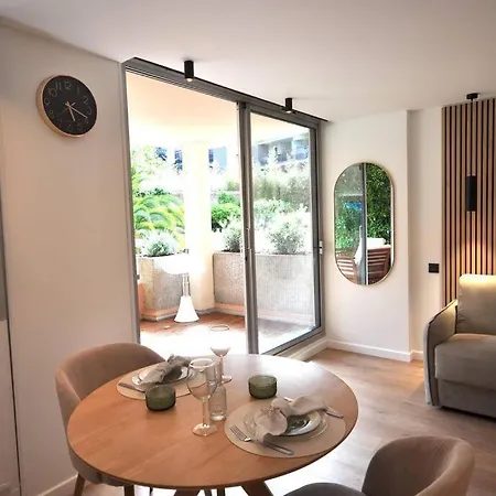Monaco # Menton - Pool - Center - Private Parking - Clim - Fast Wifi - Solarium - Full Renovated - Beach & Sun - Roquebrune-Cap-Martin